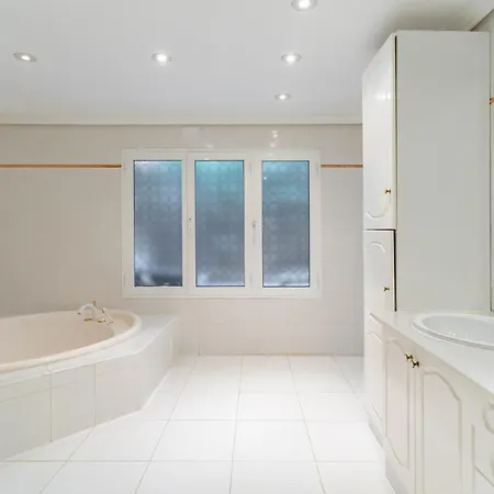 Exclusive Elmessidor