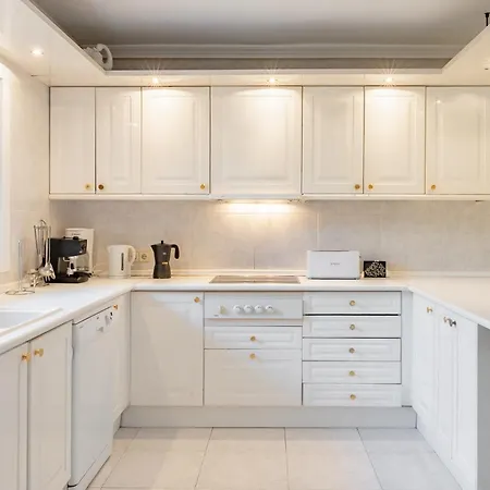 别墅 Exclusive Elmessidor 马尔韦利亚